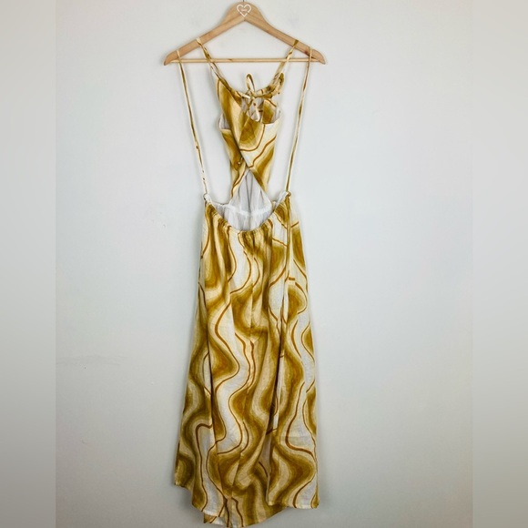Faithfull the Brand “la puede a” linen halter maxi dress in yellow print. 8 - Picture 8 of 13
